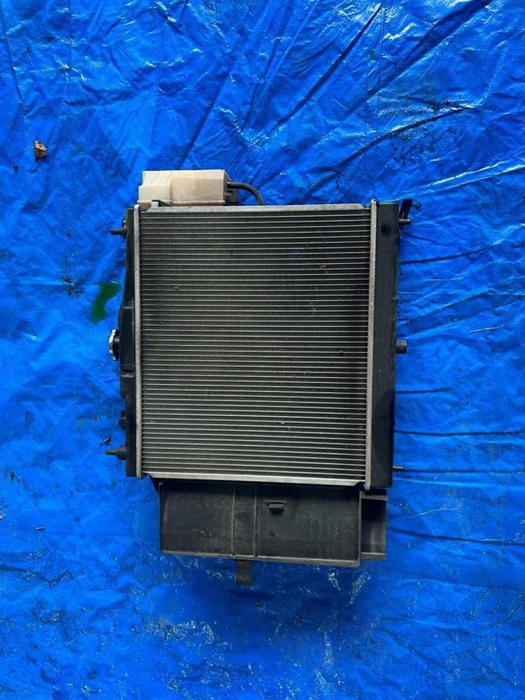Радиатор основной Ниссан Куб в Сатке 245900
