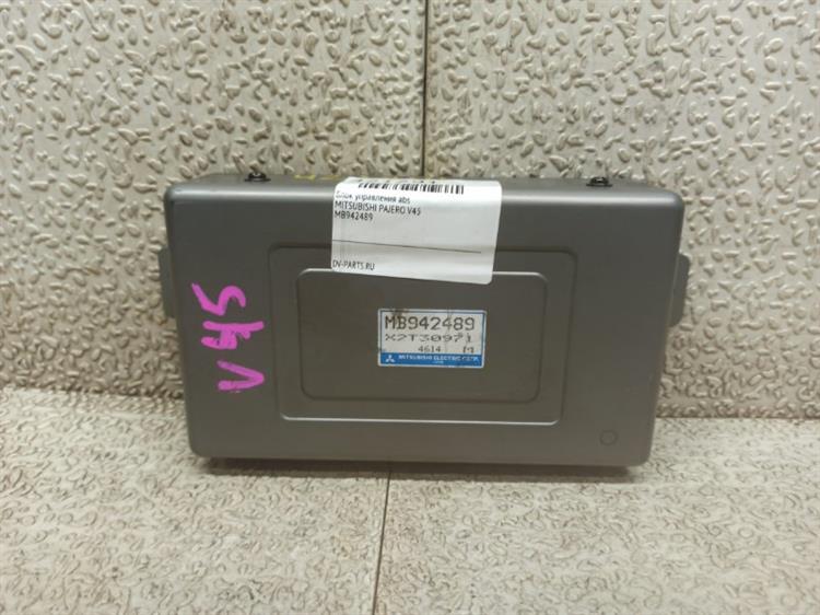 Блок ABS Мицубиси Паджеро в Сатке 421791