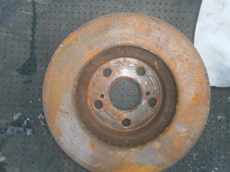 Тормозной диск Тойота Приус в Сатке 65169